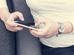 发夹的多功能用法，从时尚到实用，让你的生活更精彩